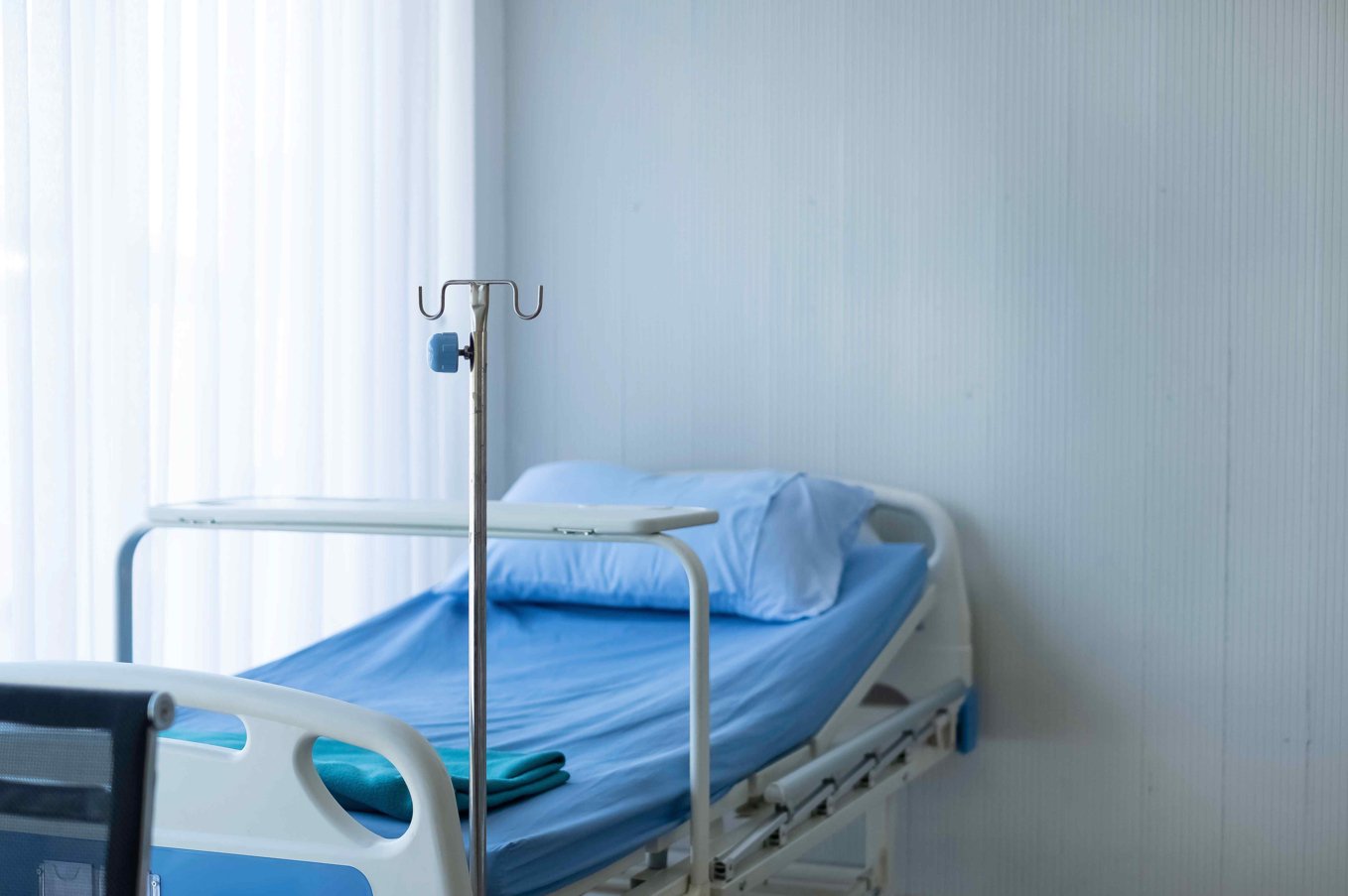 Choosing Between Buying and Renting a Hospital Bed for Home Use: A Comprehensive Guide - Harmony Home Medical Supply