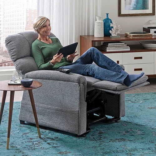 Features & Tips for Choosing the Right Lift Chair - Harmony Home Medical Supply