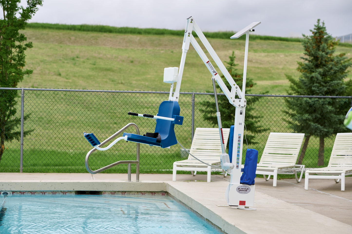 Aqua Creek Scout Excel Pool Lift — 375 lb Capacity
