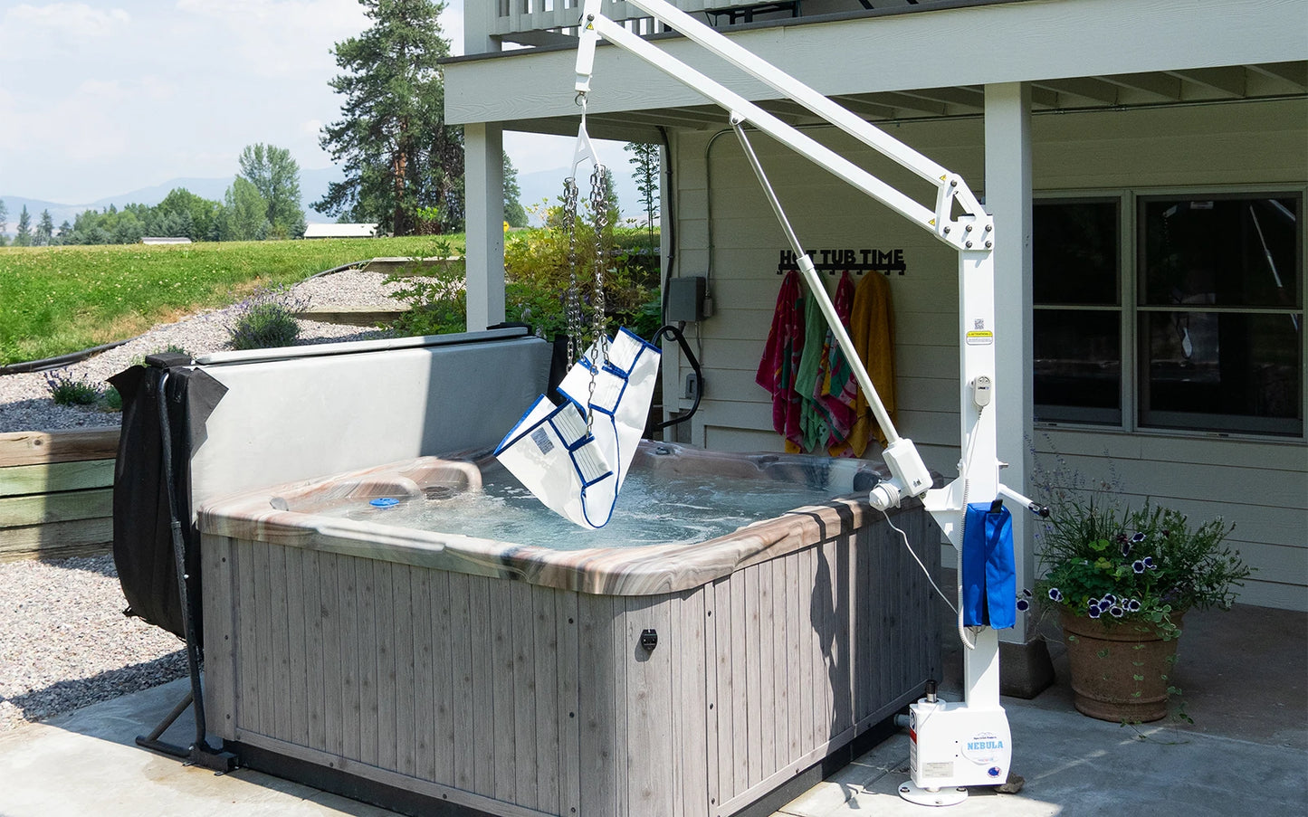 Aqua Creek Nebula Pool Lift — 400 lb Capacity