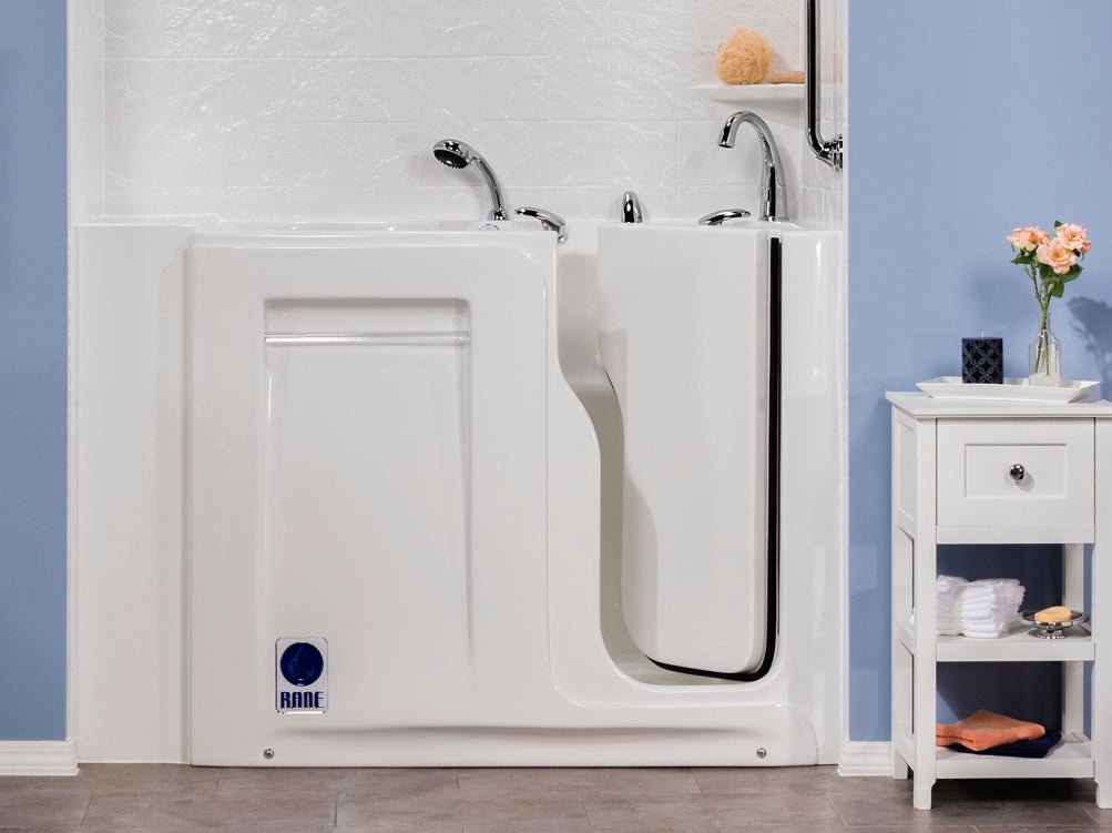 RC2 Pacific Residential Walk-in TubsRC2 Soaker- Left Hand; White; Chrome