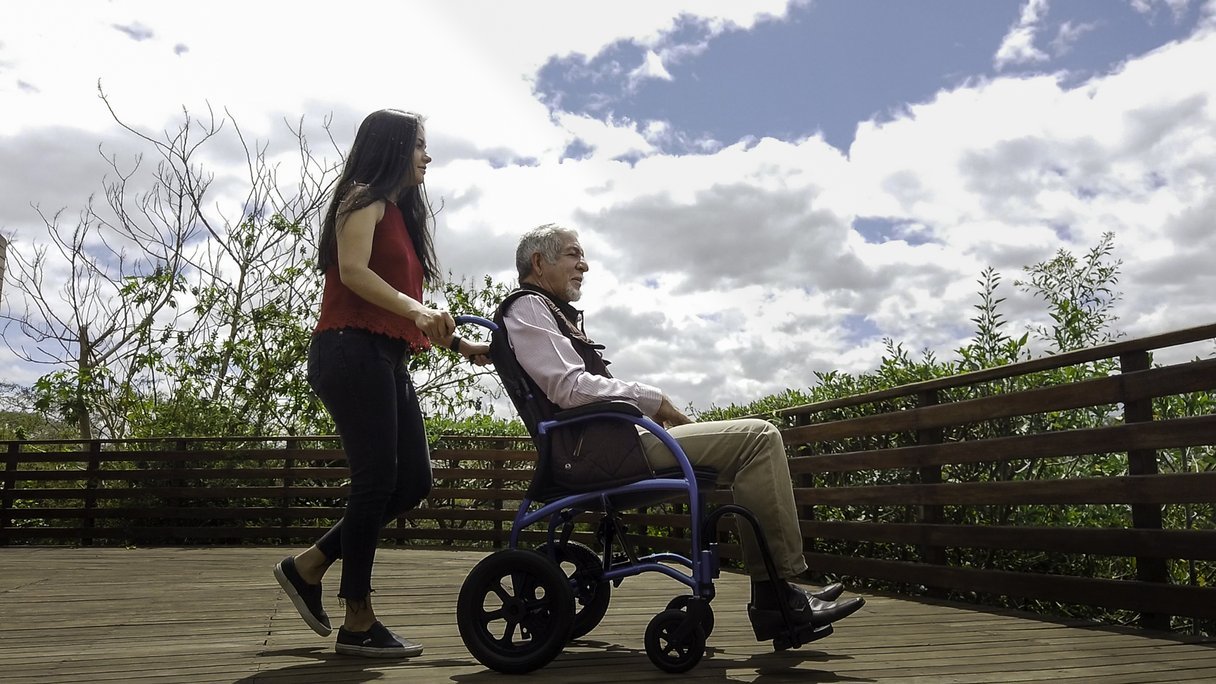 Strongback Excursion 12