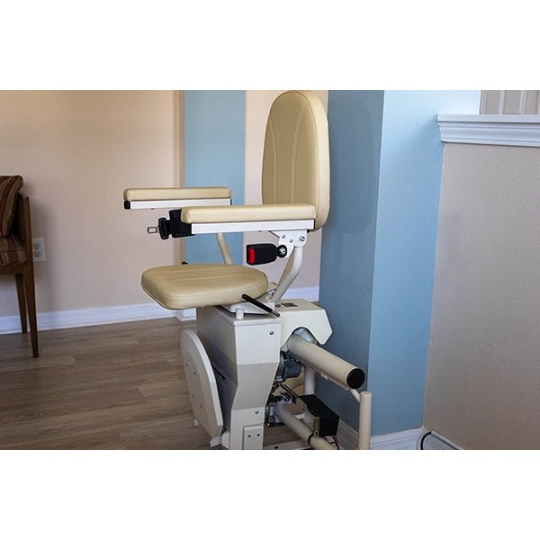 Helix Curved Stairlift0°-90° First TurnUp to 18' Rail