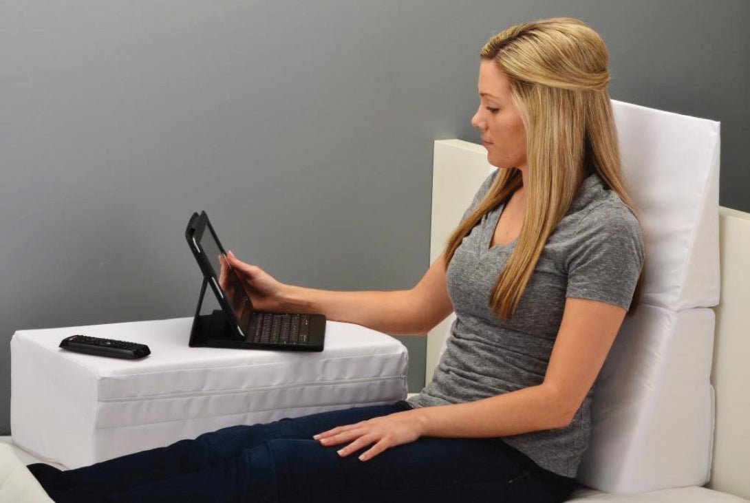 12Inch Wedge Cushion FoldBlue