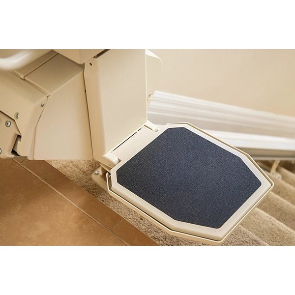 Pinnacle Premium Straight Heavy Duty Stairlifts