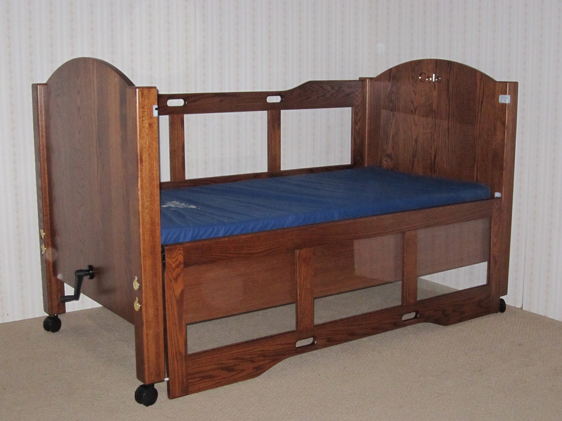 Dream Series Twin Size Bed with Fixed Height Bunkie Board and Manual Adjustable HeadHigh Side