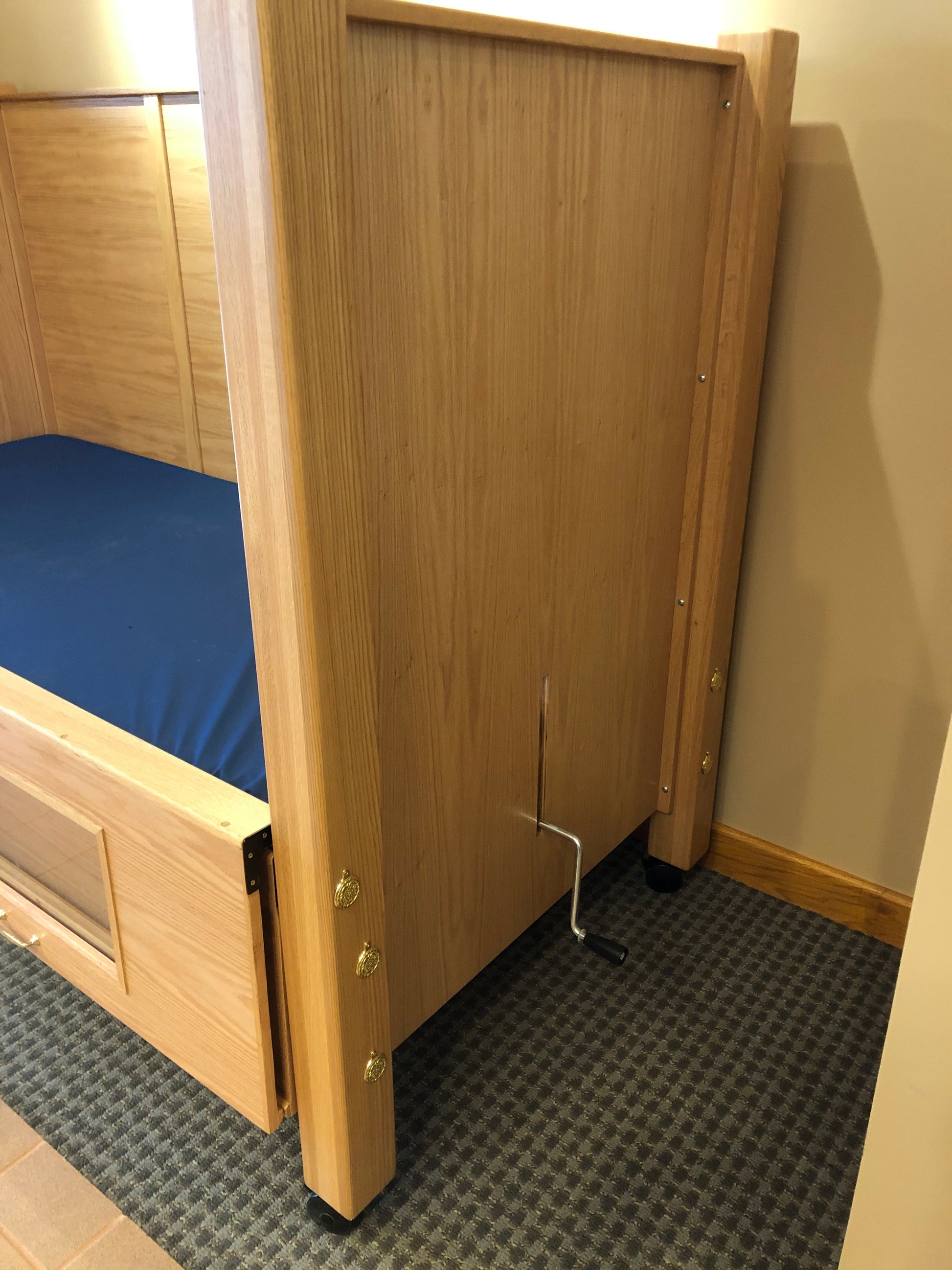 Slumber Series Semi Electric Twin Size Bed with Electric Articulation and Manual Height AdjustabilityStandard Side