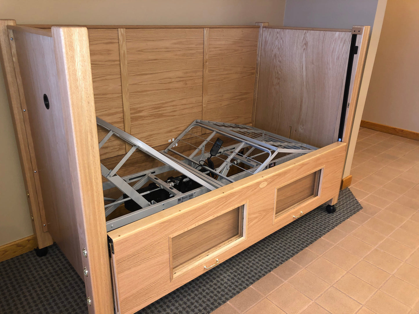 Slumber Series Semi Electric Twin Size Bed with Electric Articulation and Manual Height AdjustabilityStandard Side