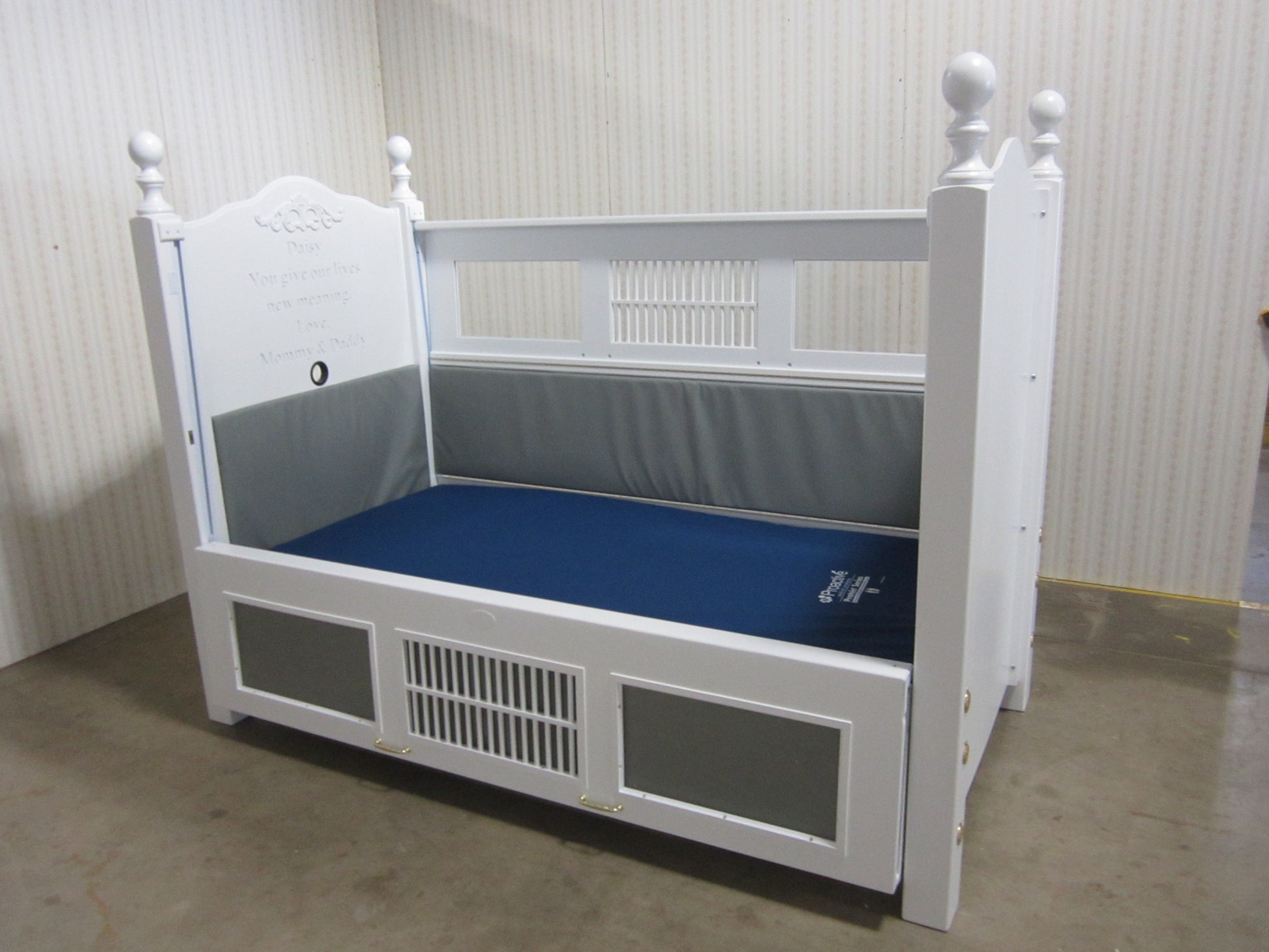 Dream Series Twin Size Bed with Fixed Height Bunkie BoardHigh Side
