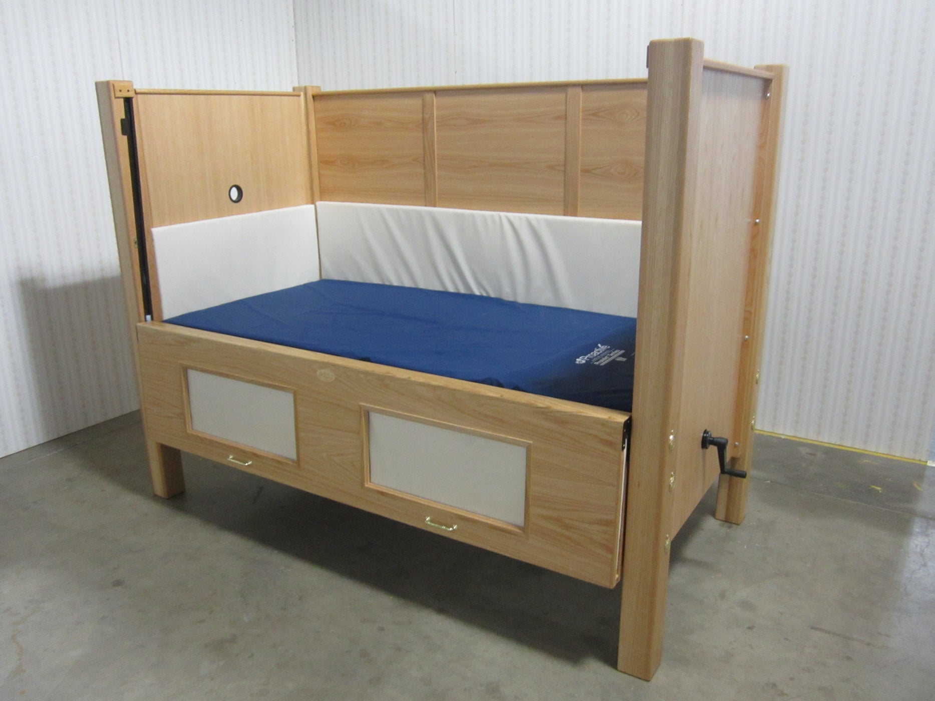 Slumber Series Twin Size Bed with Fixed Height Bunkie Board and Manual