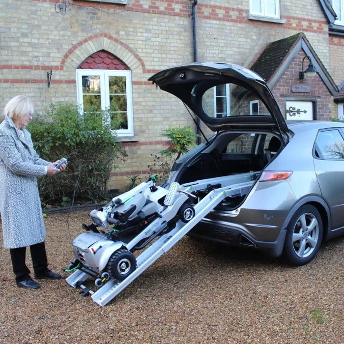 Quingo Flyte Mobility Scooter With MK2 Self Loading Ramp