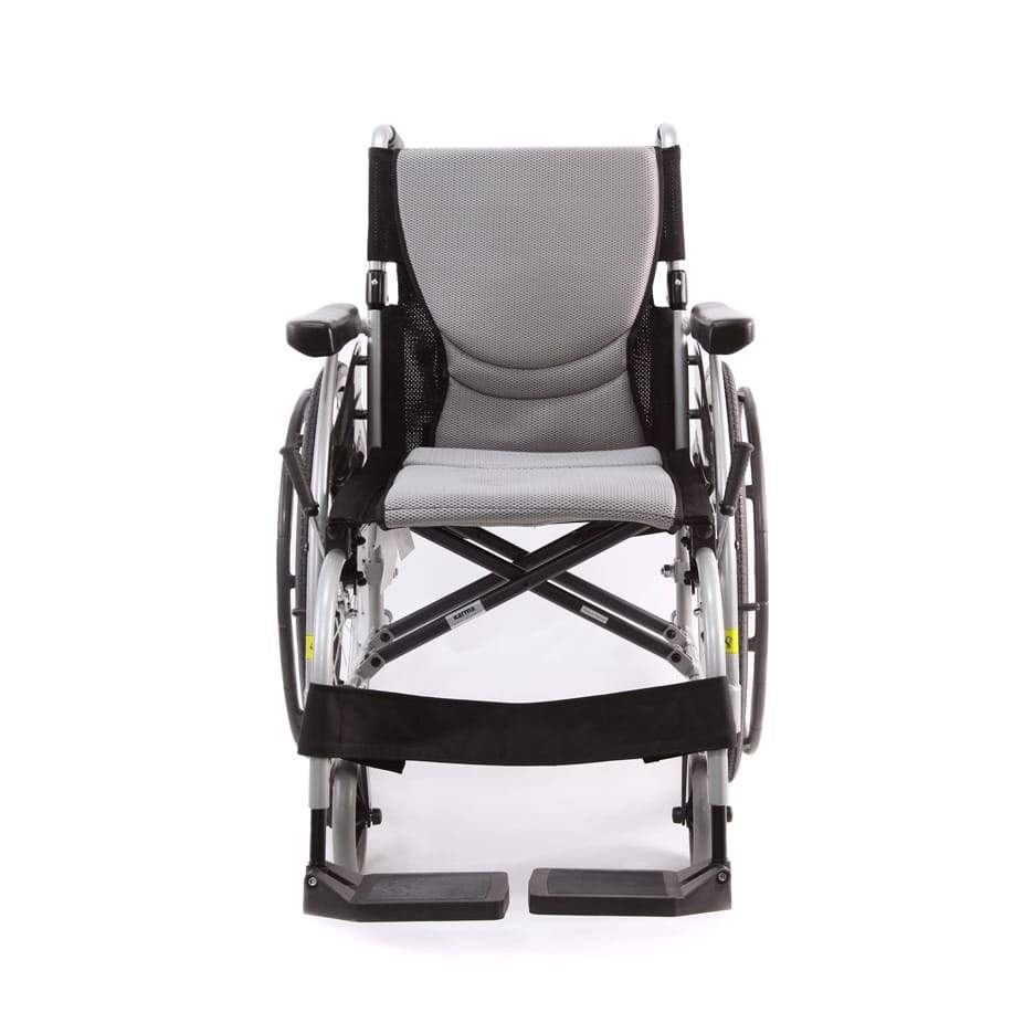 S-Ergo 105 18" seat Ergonomic Wheelchair with Fixed Footrest in Silver